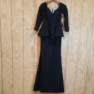 Alexander By Daymor NEW Black Peplum Embroidered Beaded Gown Dress Size 6 #1389